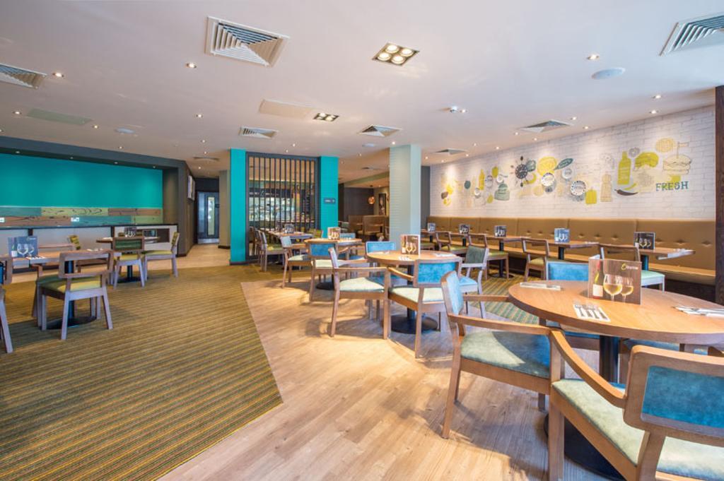 Premier Inn Nottingham City Exterior photo