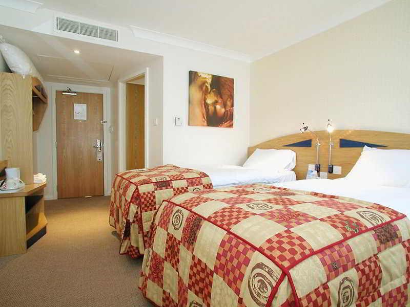 Premier Inn Nottingham City Exterior photo
