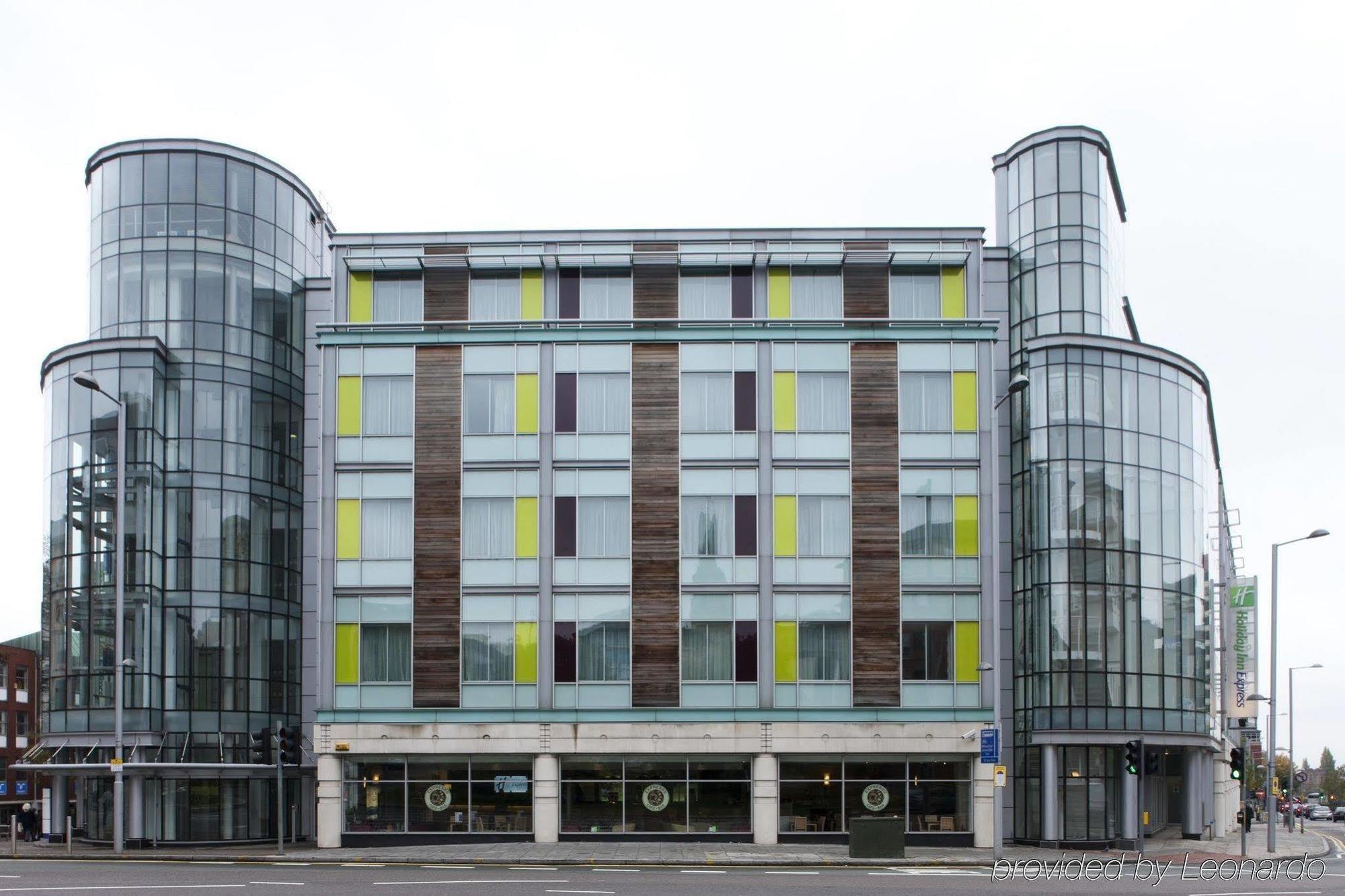 Premier Inn Nottingham City Exterior photo